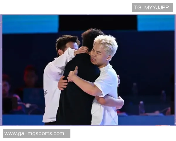 “再不冲就完全完毕了“ 王瑞苗夺湖北全运霹雳舞首金 “再不冲就完全完毕了“ 王瑞苗夺湖北全运霹雳舞首金