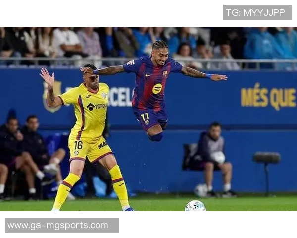 国家德比不上场也能出力!巴萨神锋场边行为,让全队士气爆棚 国家德比不上场也能出力!巴萨神锋场边行为,让全队士气爆棚